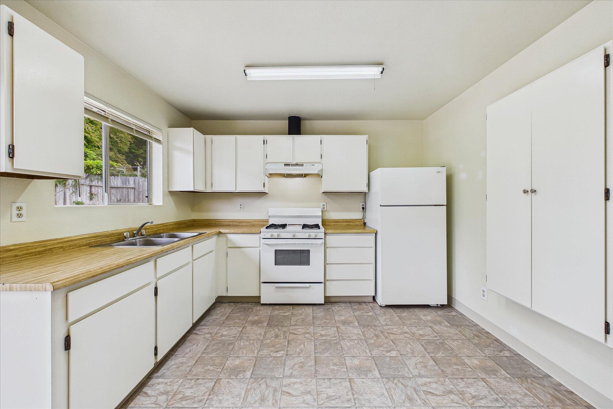 2423 Travis Court, McKinleyville