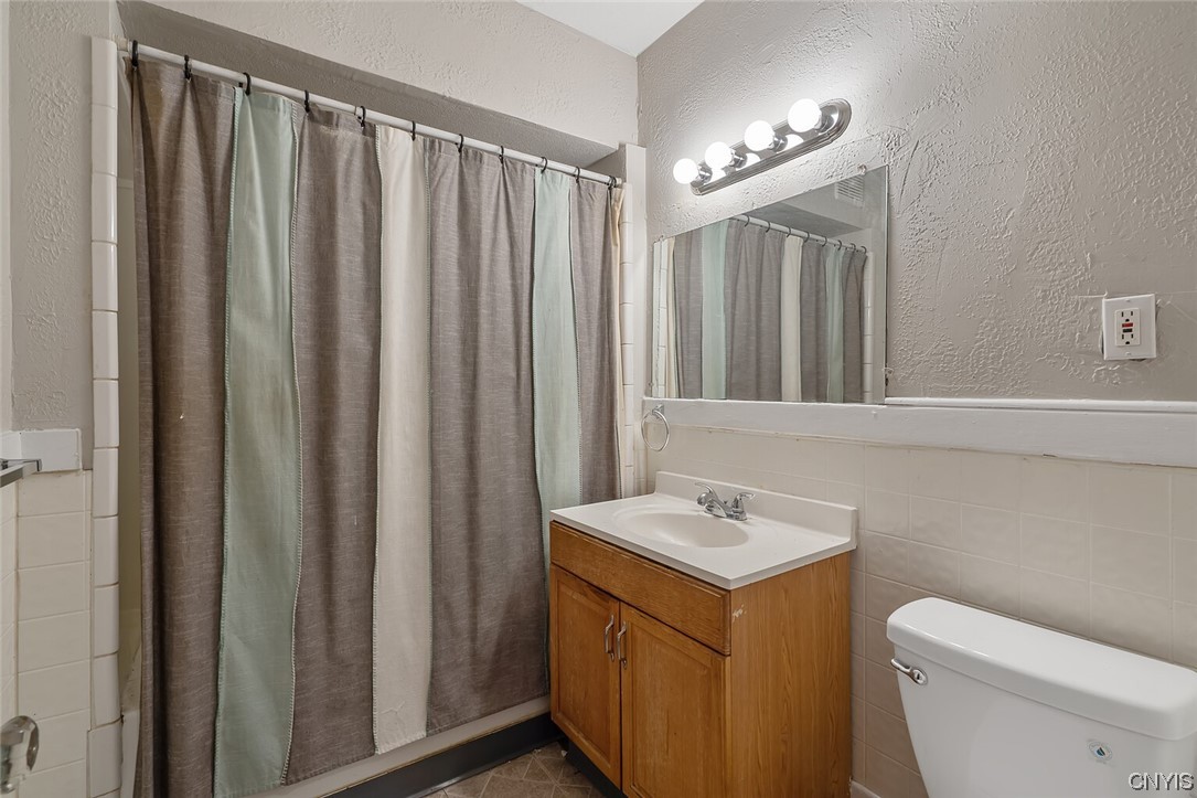 174 Fellows Avenue 76