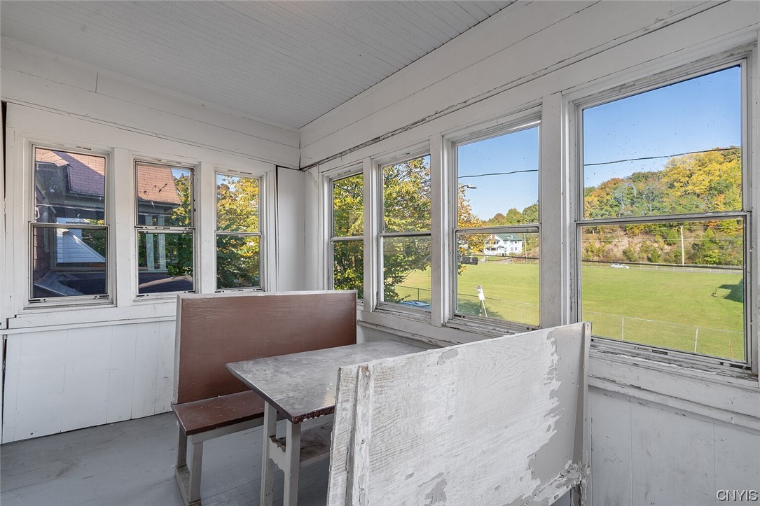 174 Fellows Avenue 76