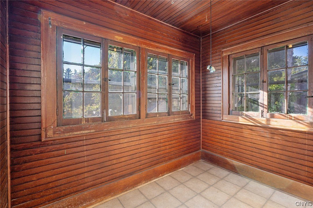 174 Fellows Avenue 76