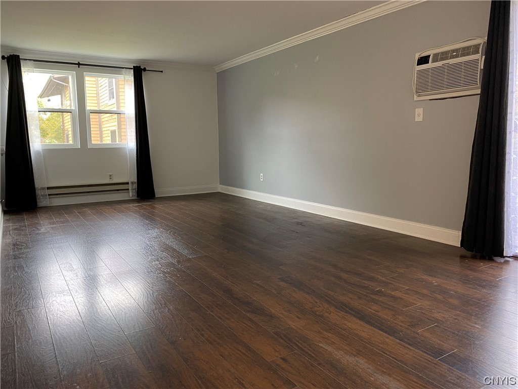 558 Village Boulevard North