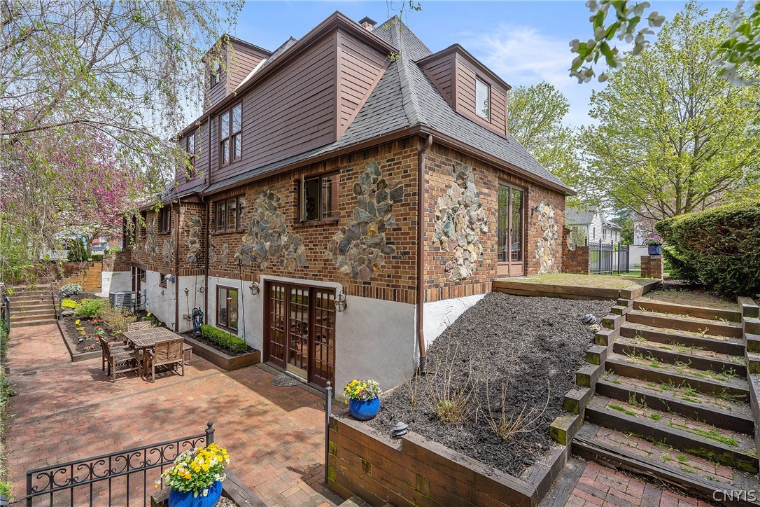 100 Dewittshire Road