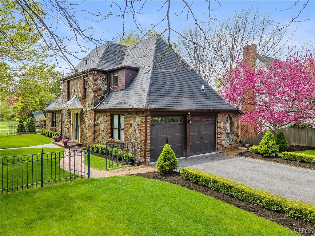 100 Dewittshire Road