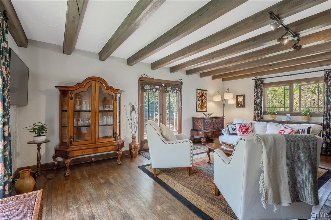 100 Dewittshire Road