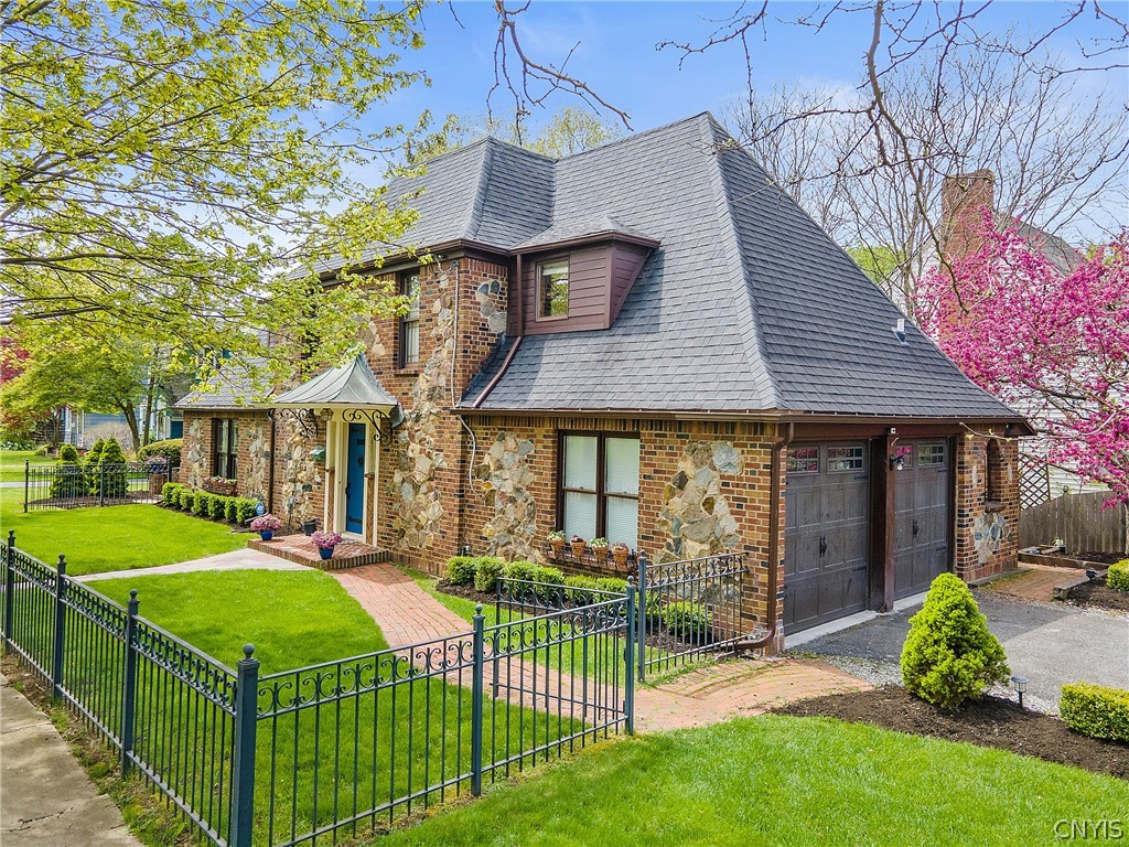 100 Dewittshire Road