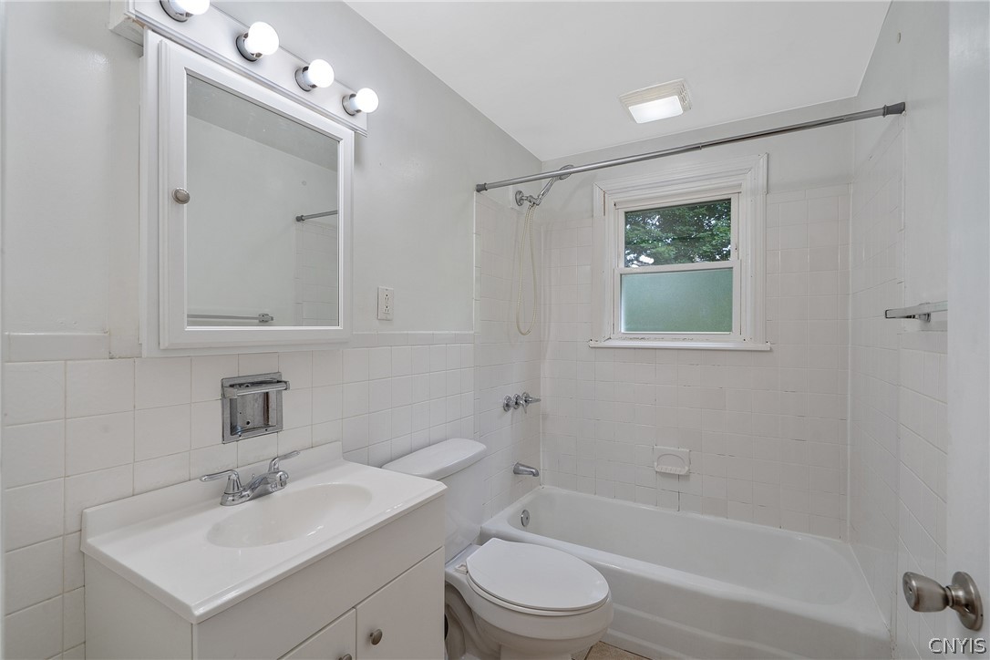 746 Westmoreland Avenue