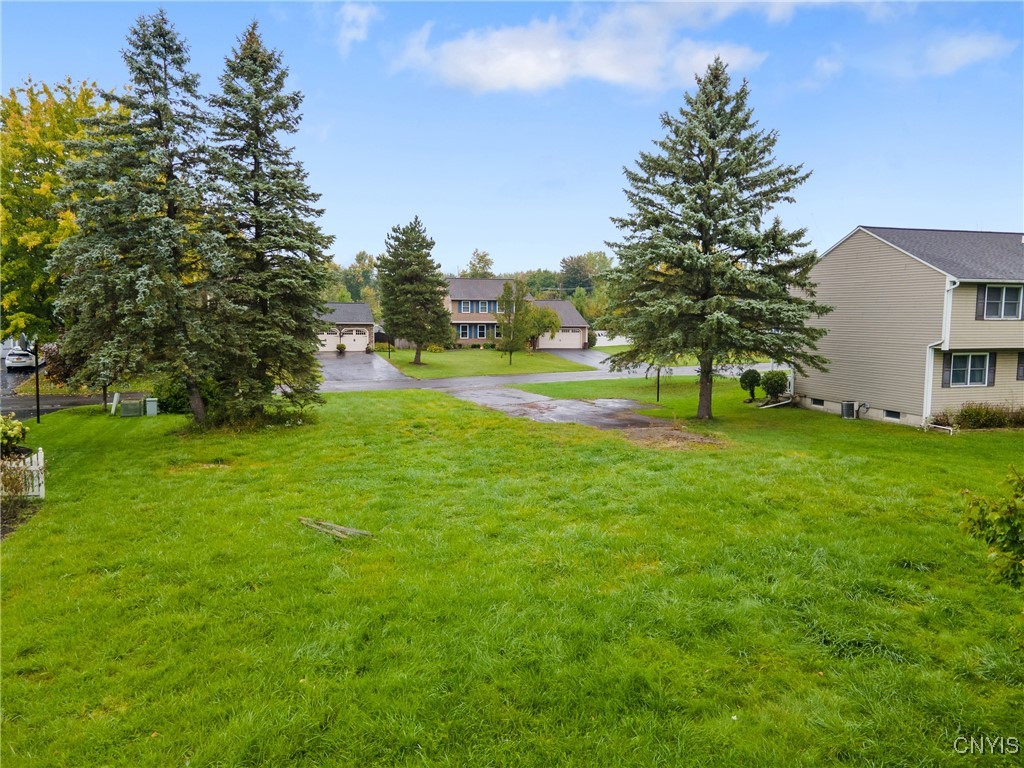 6208 Leslieanne Path