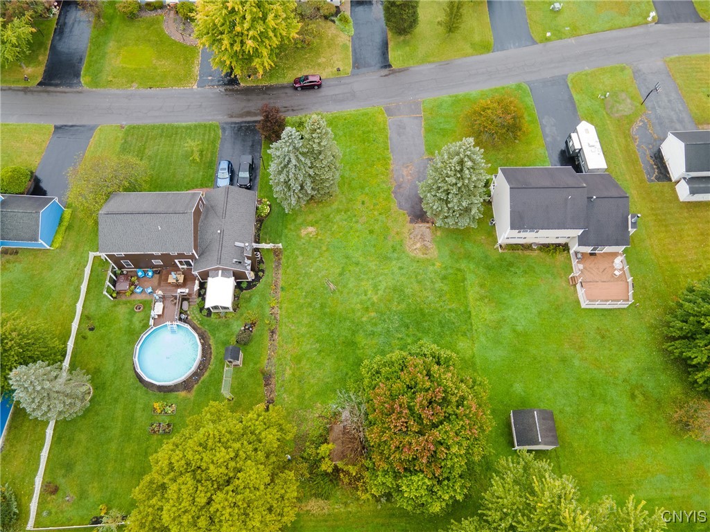 6208 Leslieanne Path