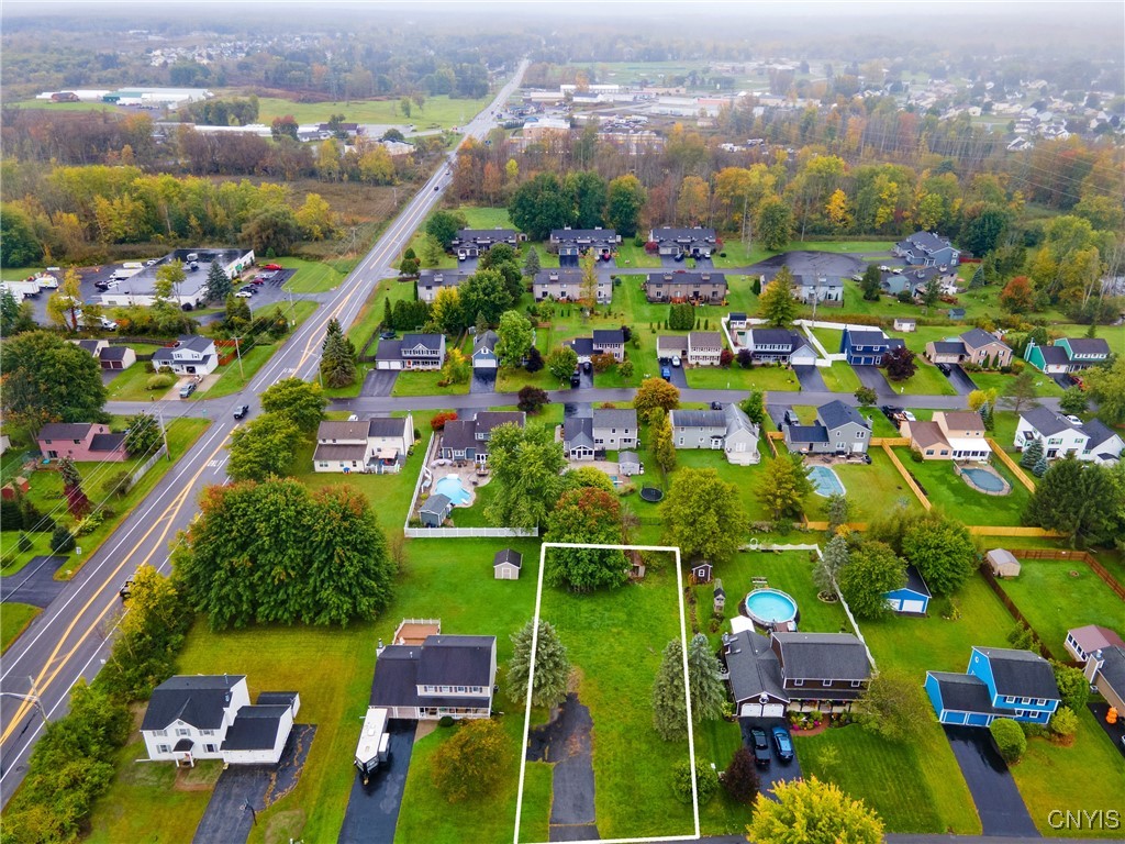 6208 Leslieanne Path