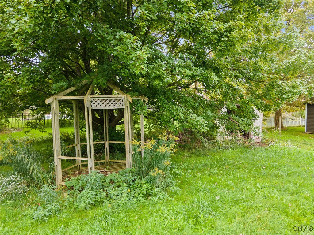 6208 Leslieanne Path