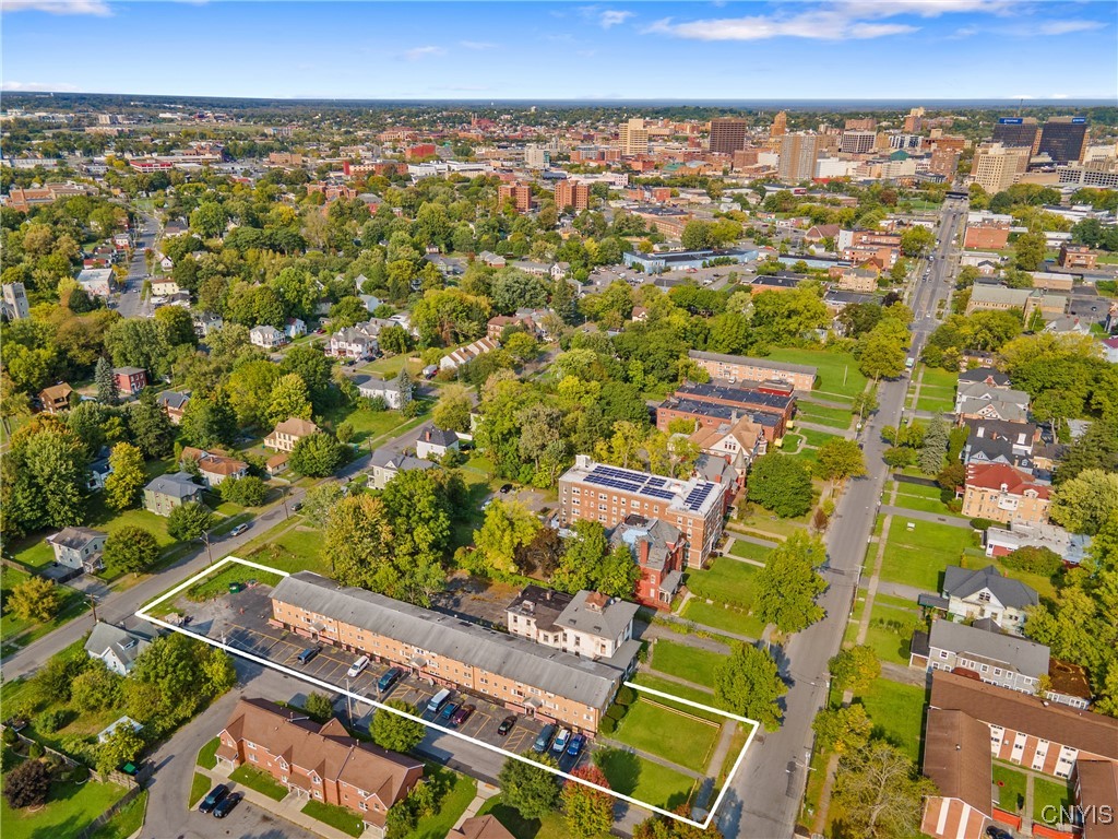 686 West Onondaga Street