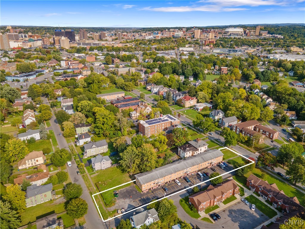 686 West Onondaga Street