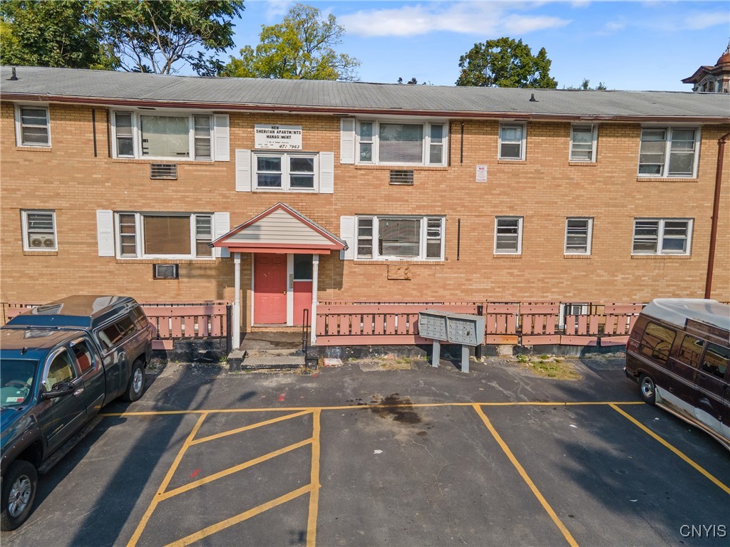 686 West Onondaga Street