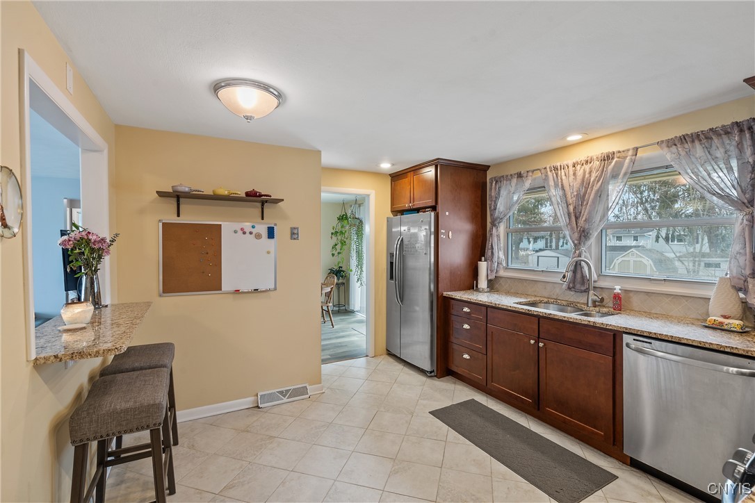 404 Wells Avenue East