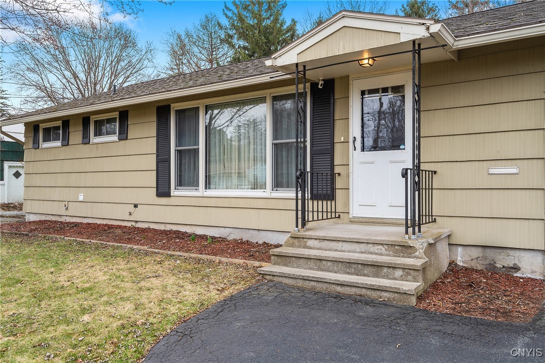 404 Wells Avenue East