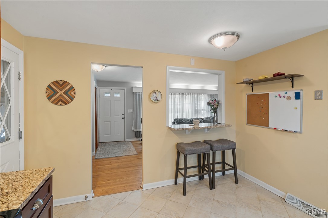 404 Wells Avenue East