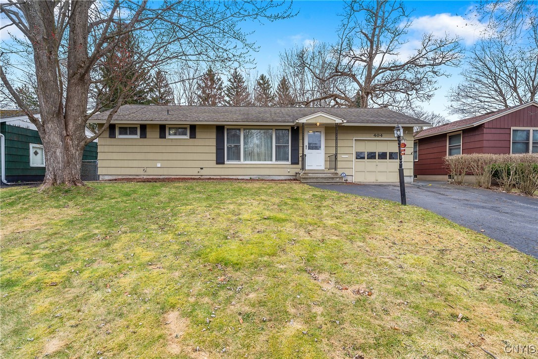 404 Wells Avenue East