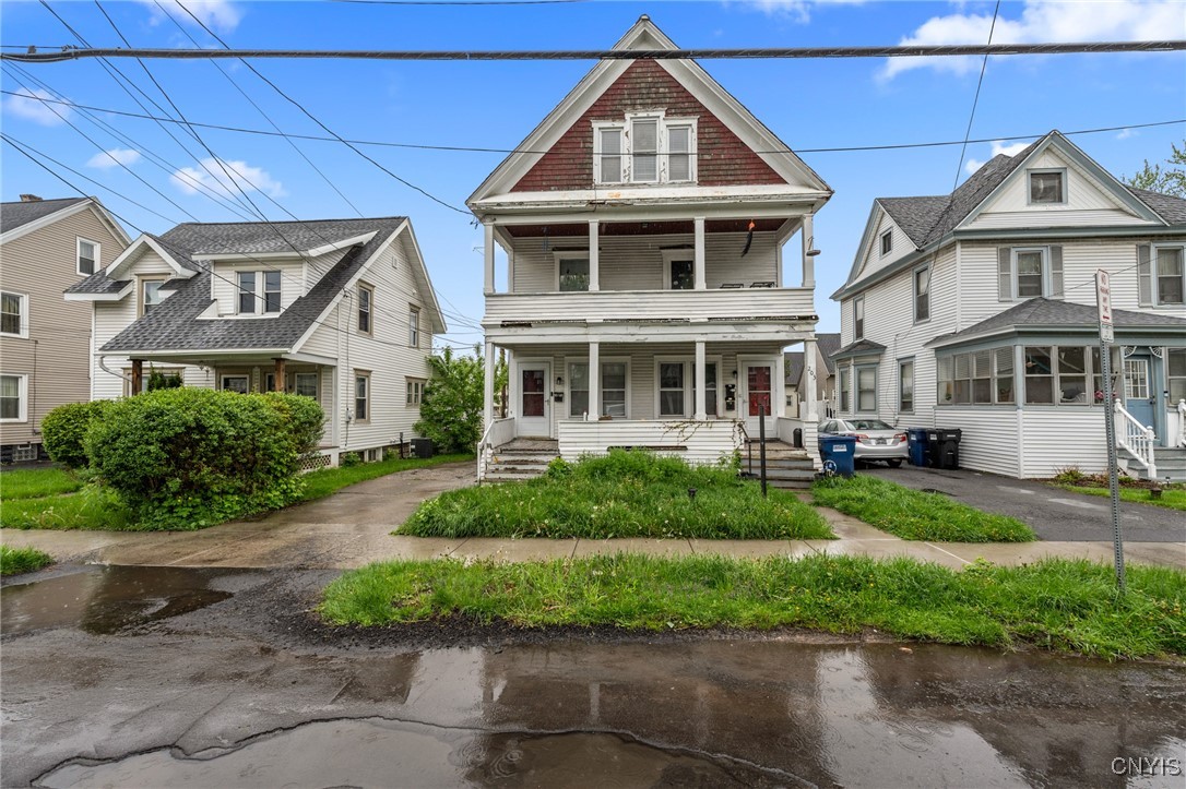 201 Lillian Avenue