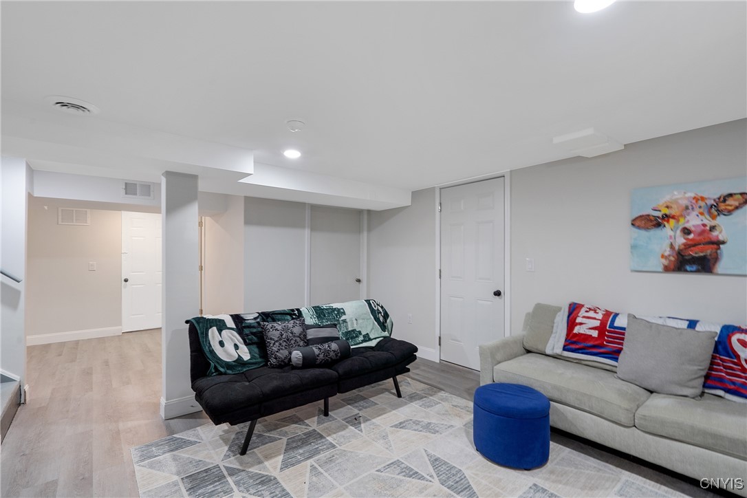 760 Westmoreland Avenue