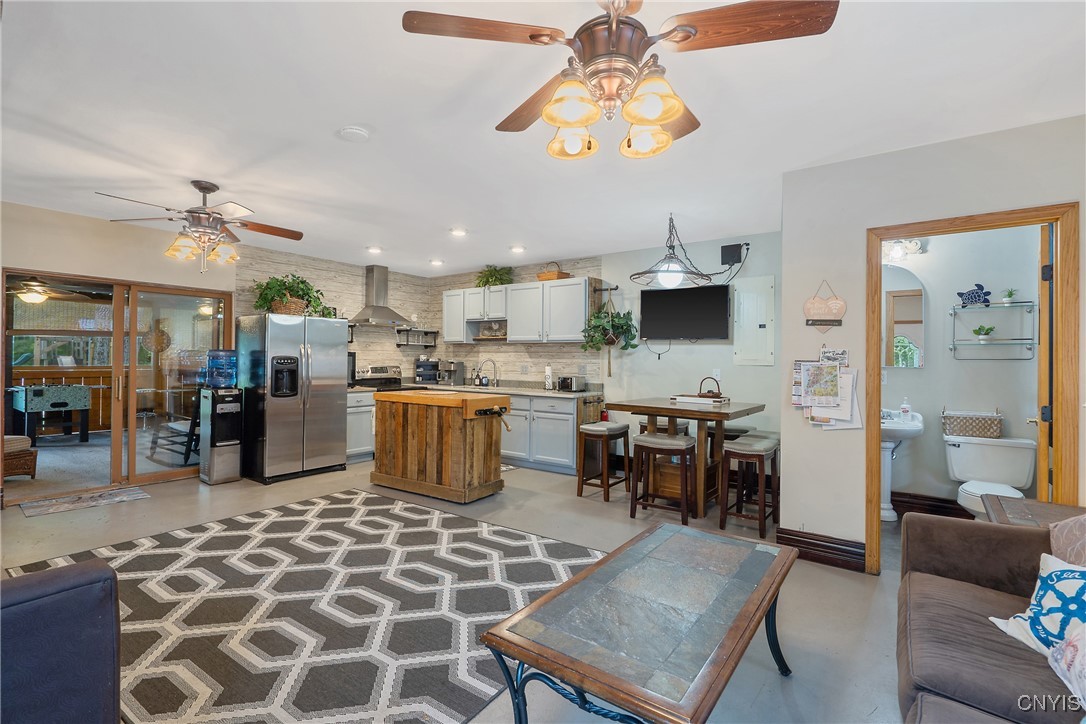 2012 Pleasant Avenue