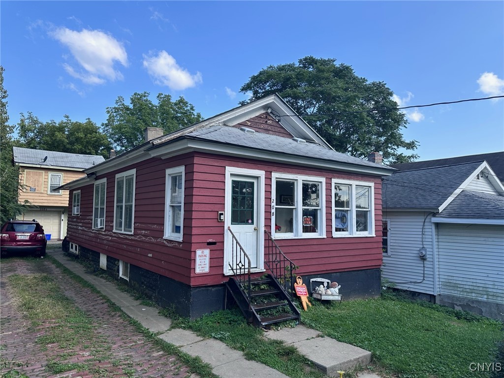208 Delhi Street