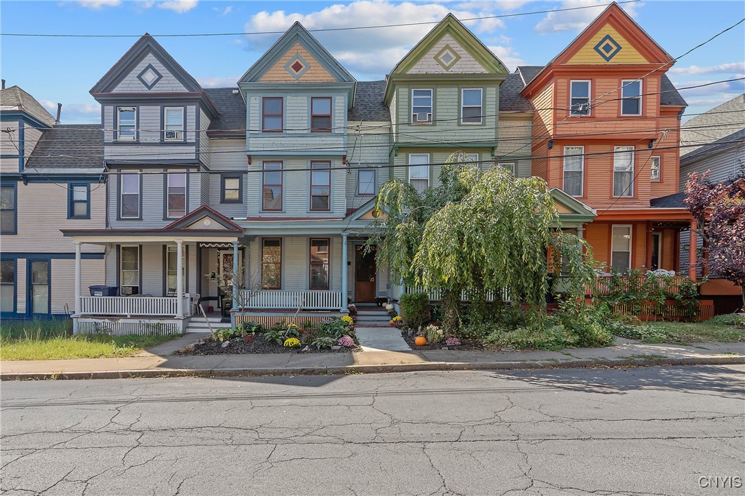403 Howard Street