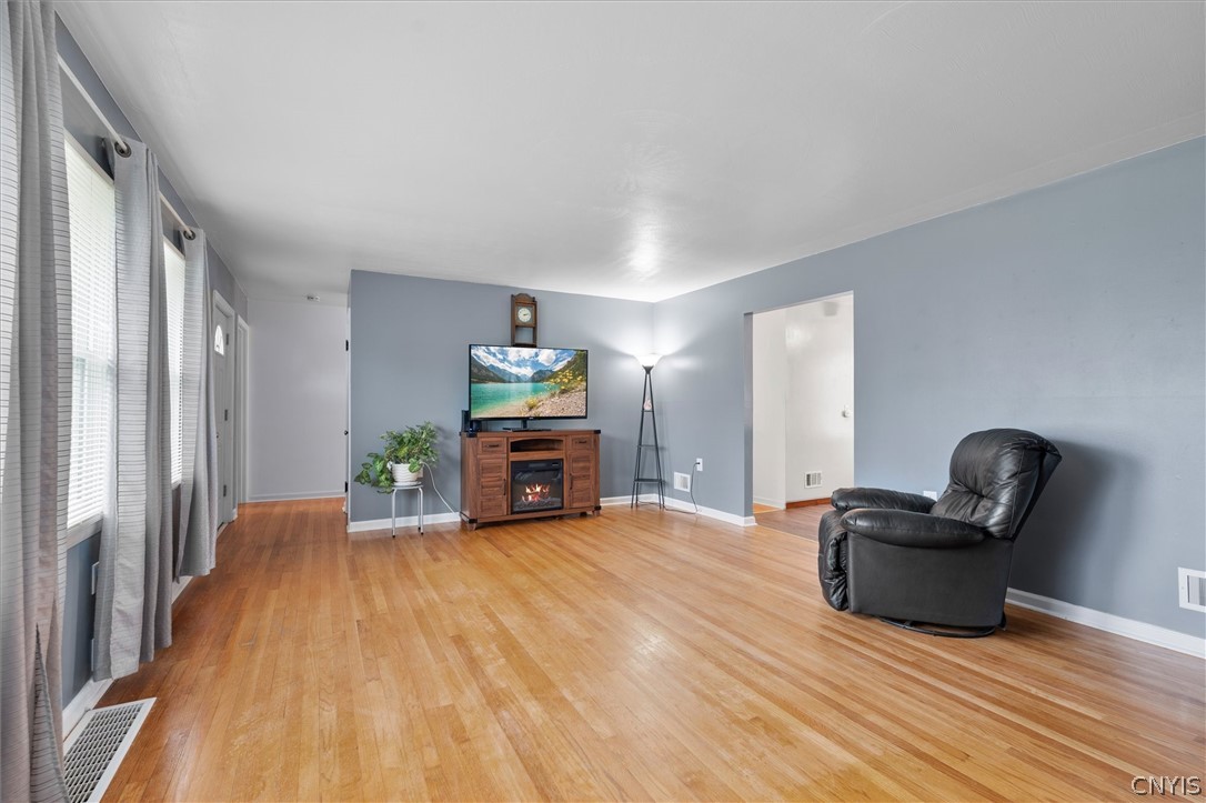 37 Highland St Extension