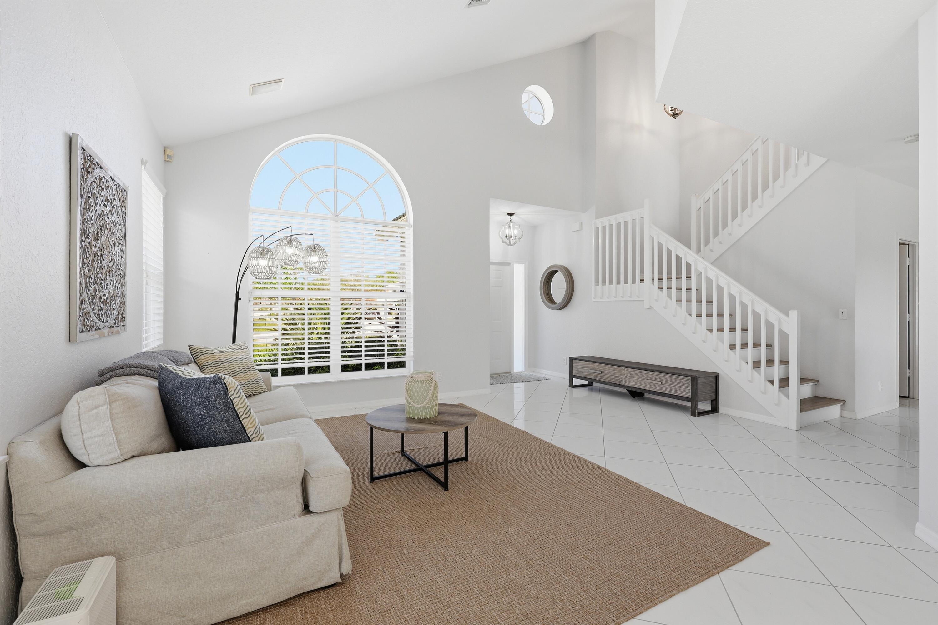 4956 SE Mariner Village Lane