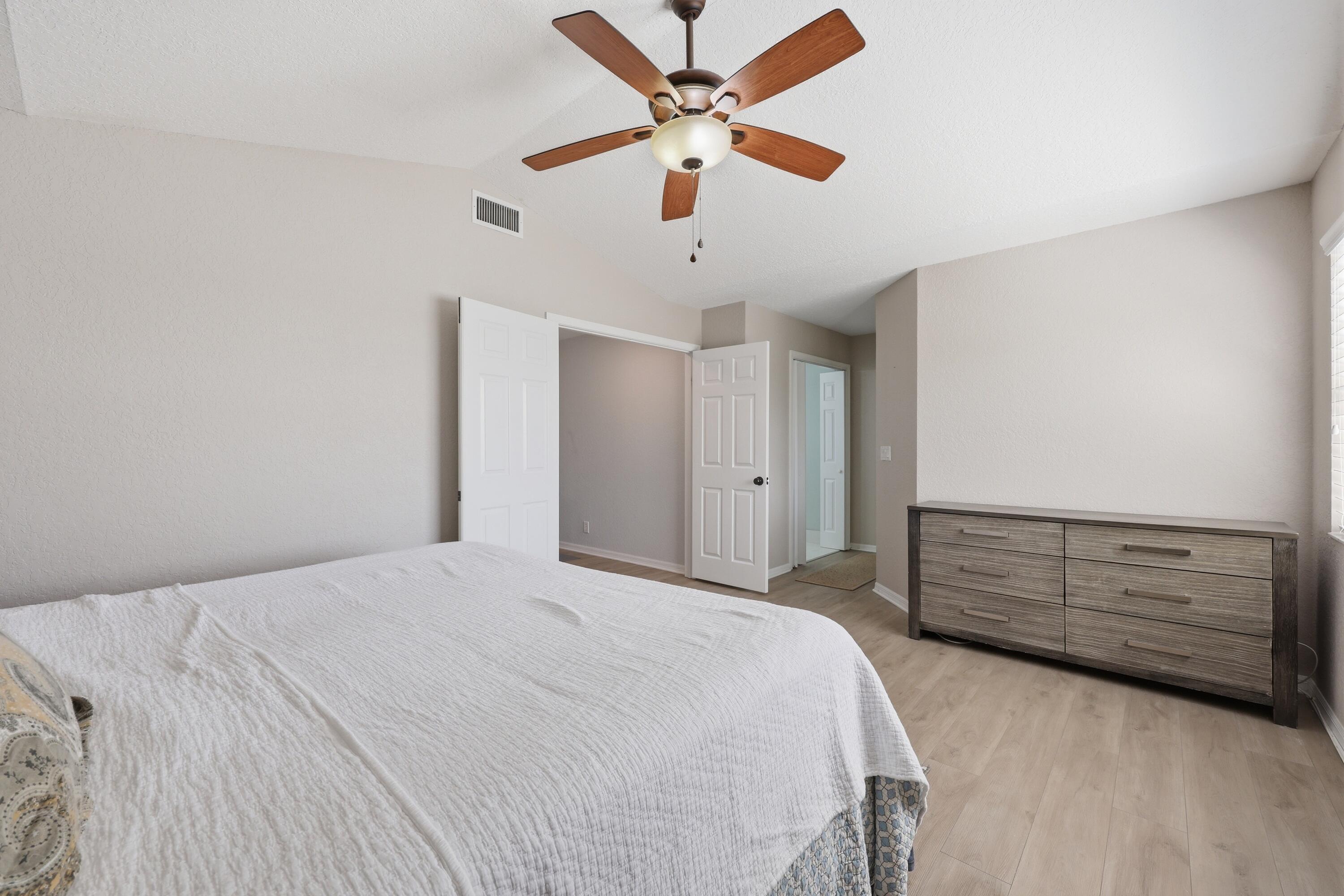 4956 SE Mariner Village Lane