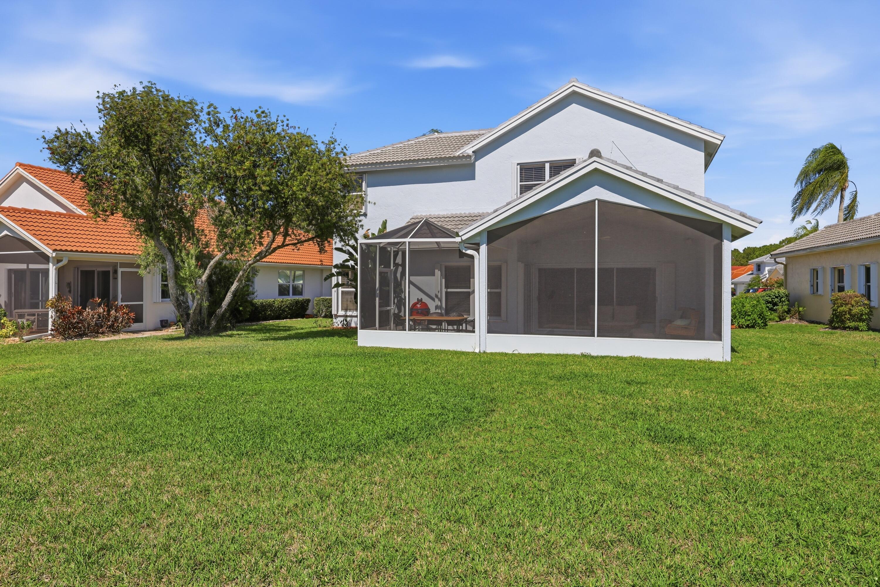 4956 SE Mariner Village Lane