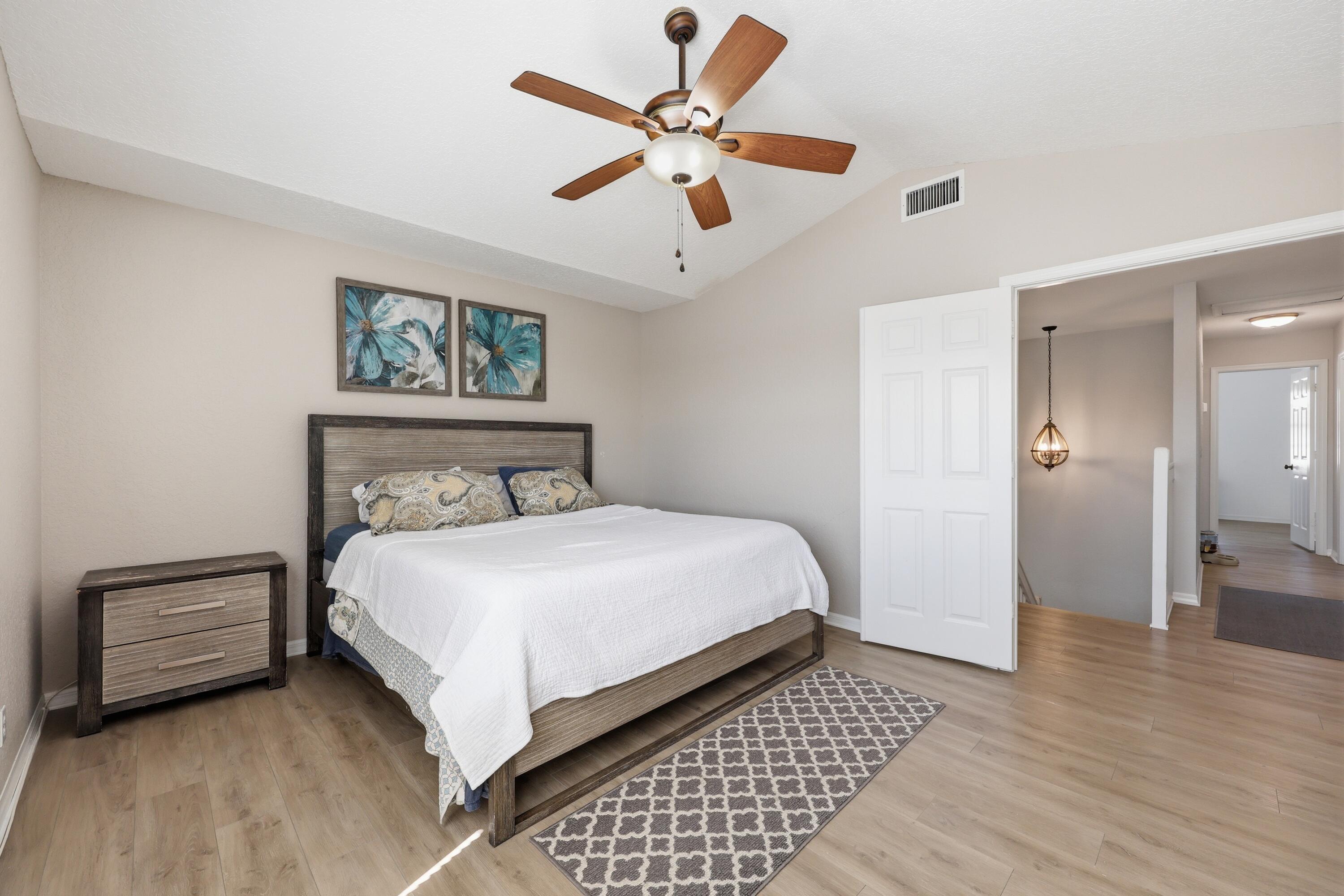 4956 SE Mariner Village Lane