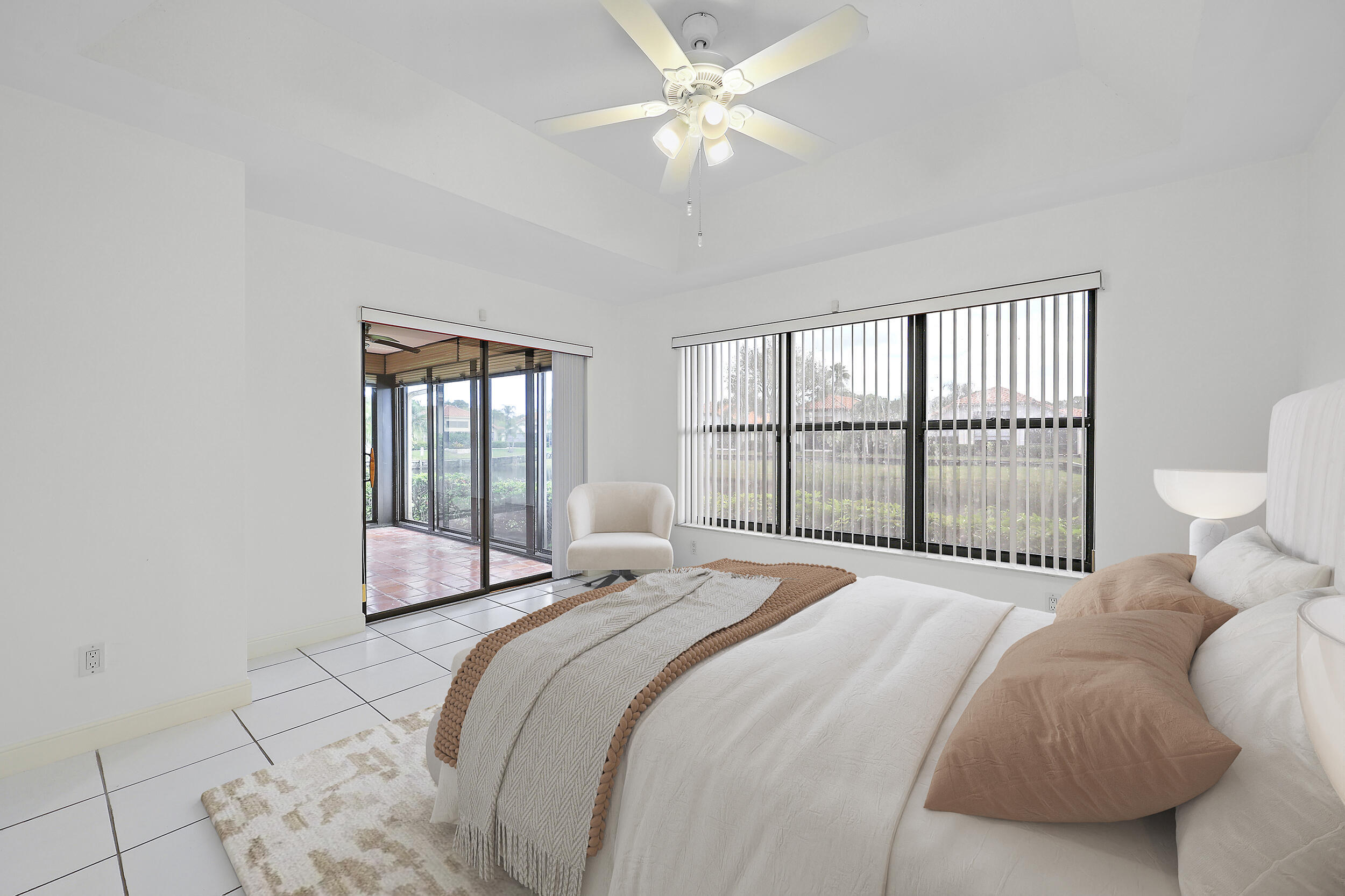 2735 SW Mariposa Circle