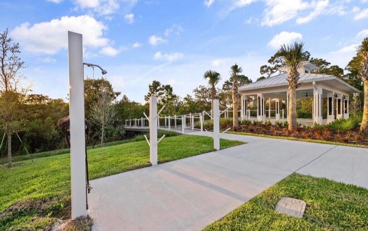 4973 SW Winchester Drive