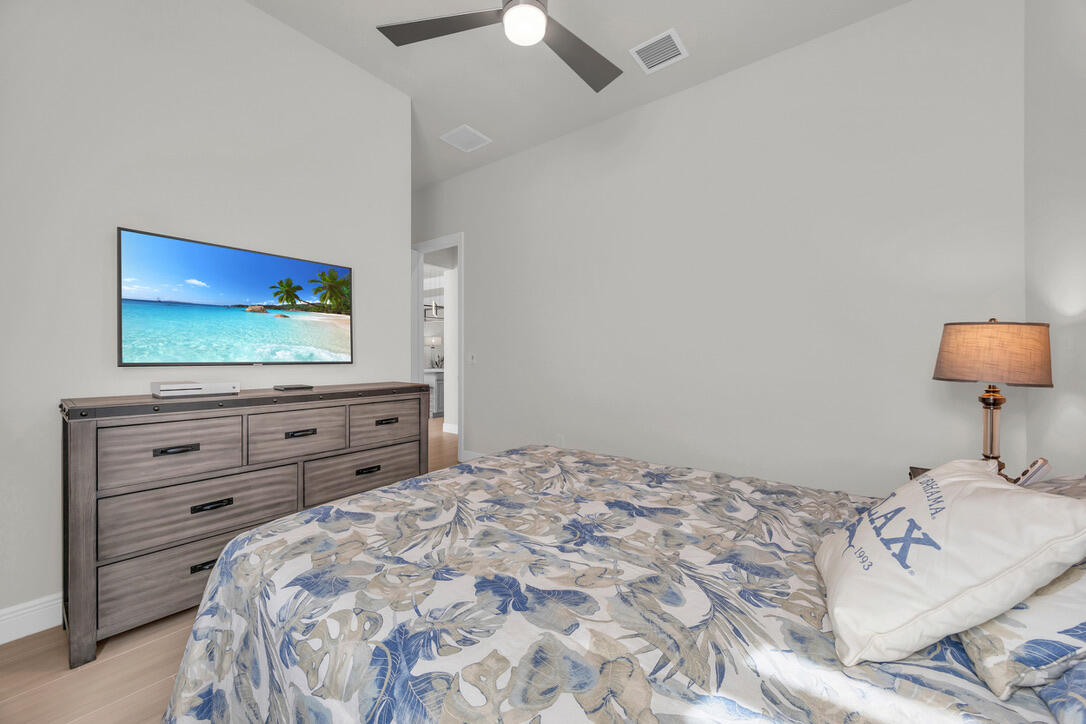 4973 SW Winchester Drive