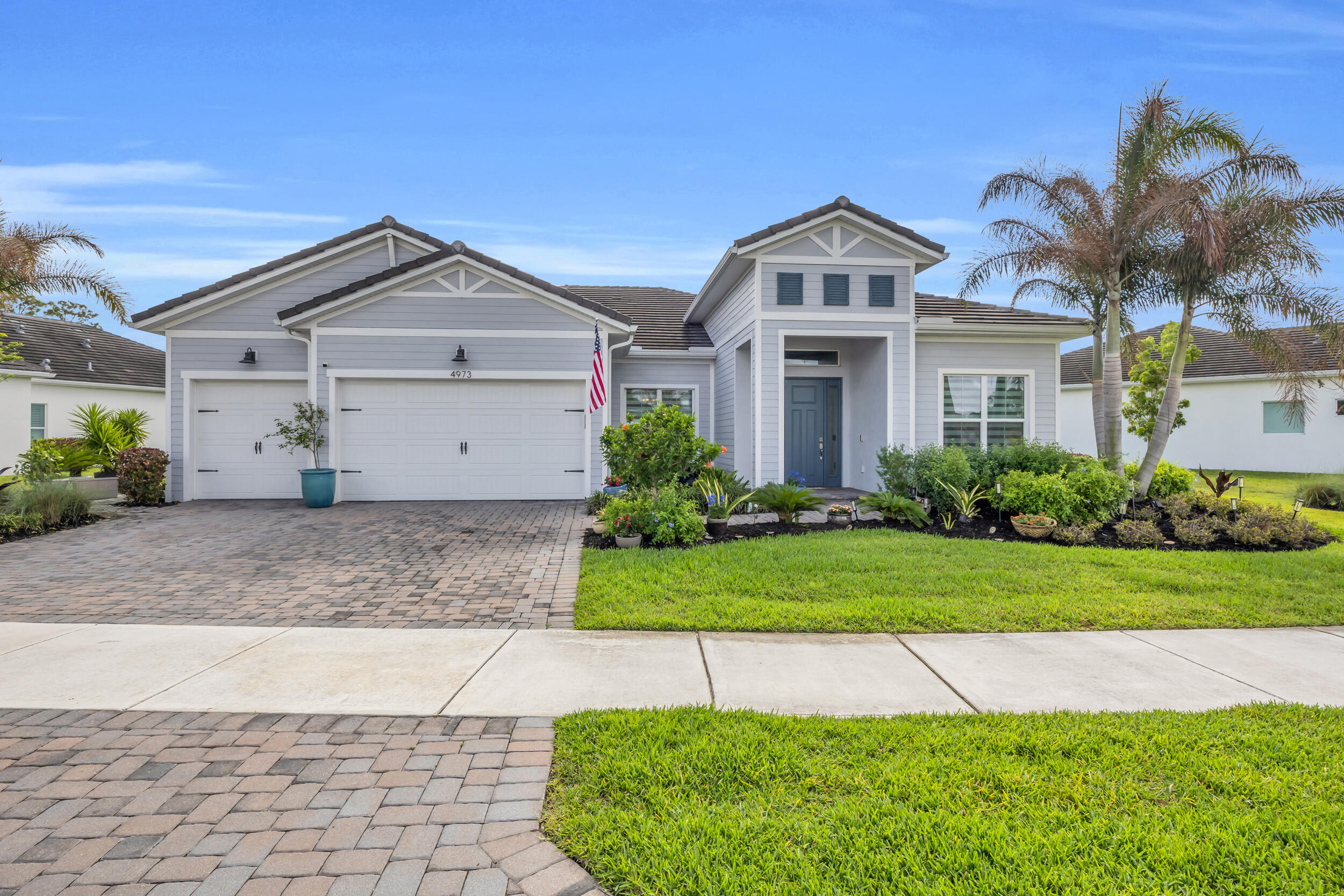 4973 SW Winchester Drive