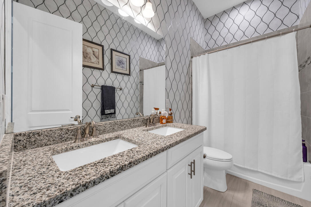 4973 SW Winchester Drive