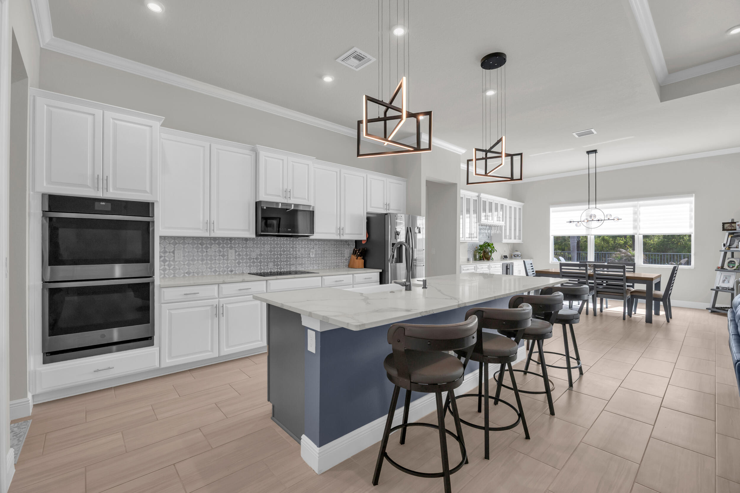 4973 SW Winchester Drive