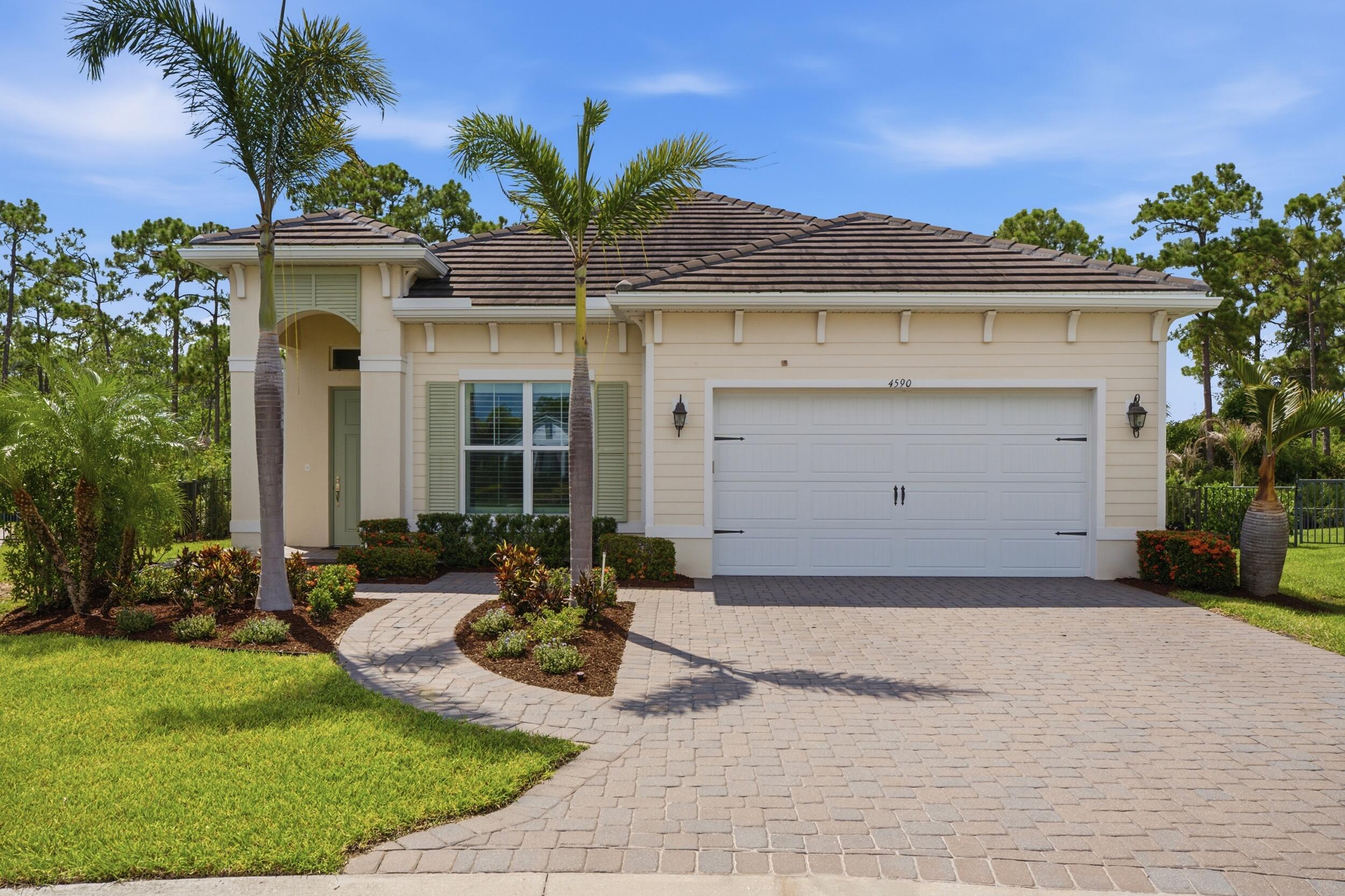 4590 SW ARDSLEY Drive
