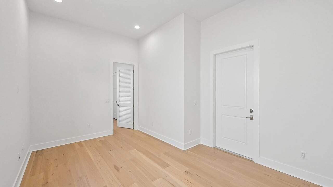 13267 ARTISAN Circle