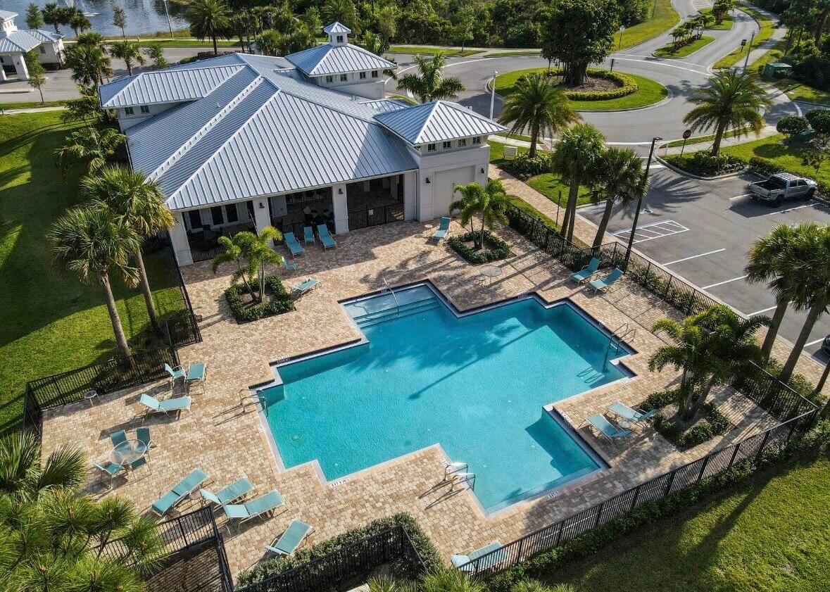 4764 SW BRIARWOOD Court