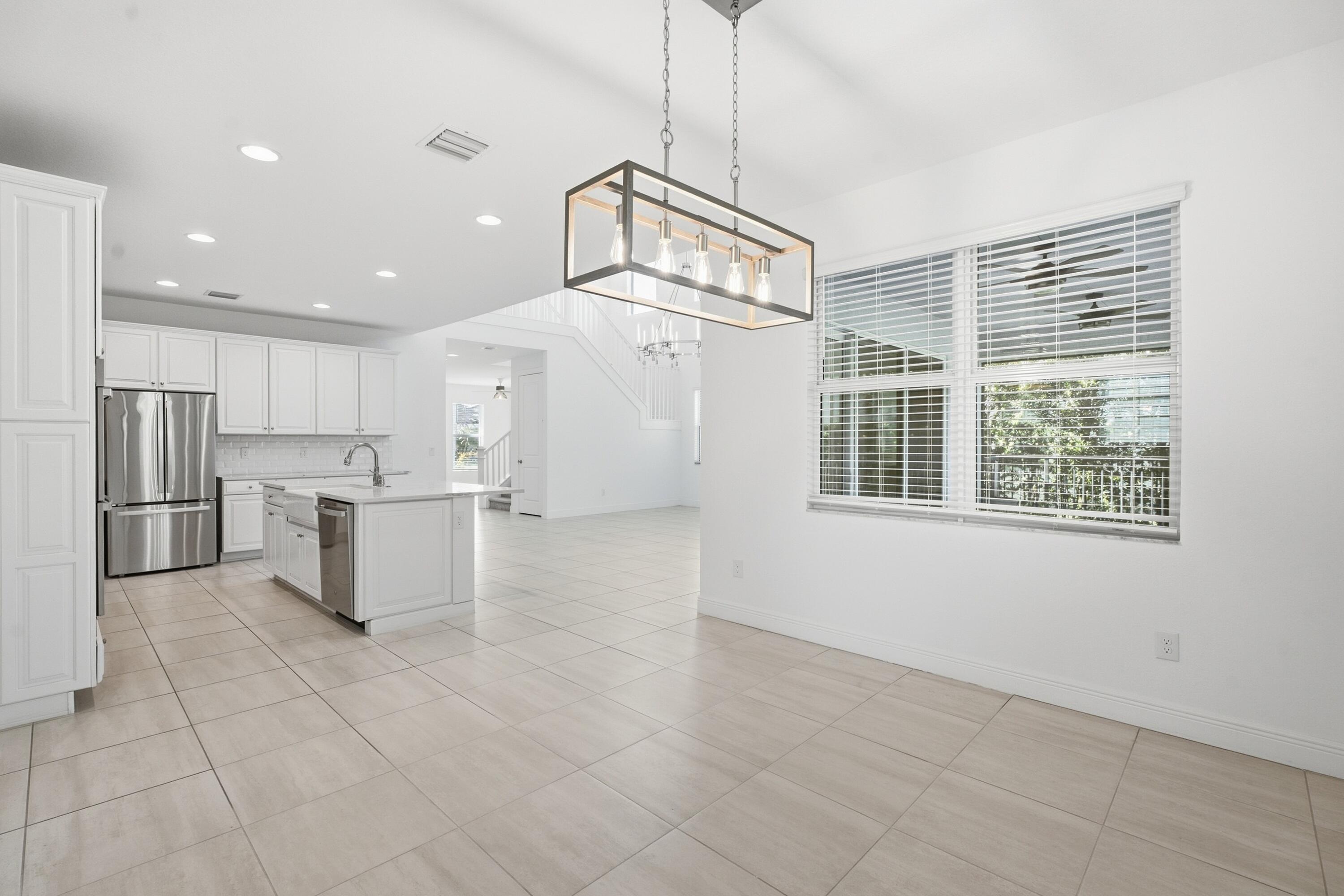 4764 SW BRIARWOOD Court