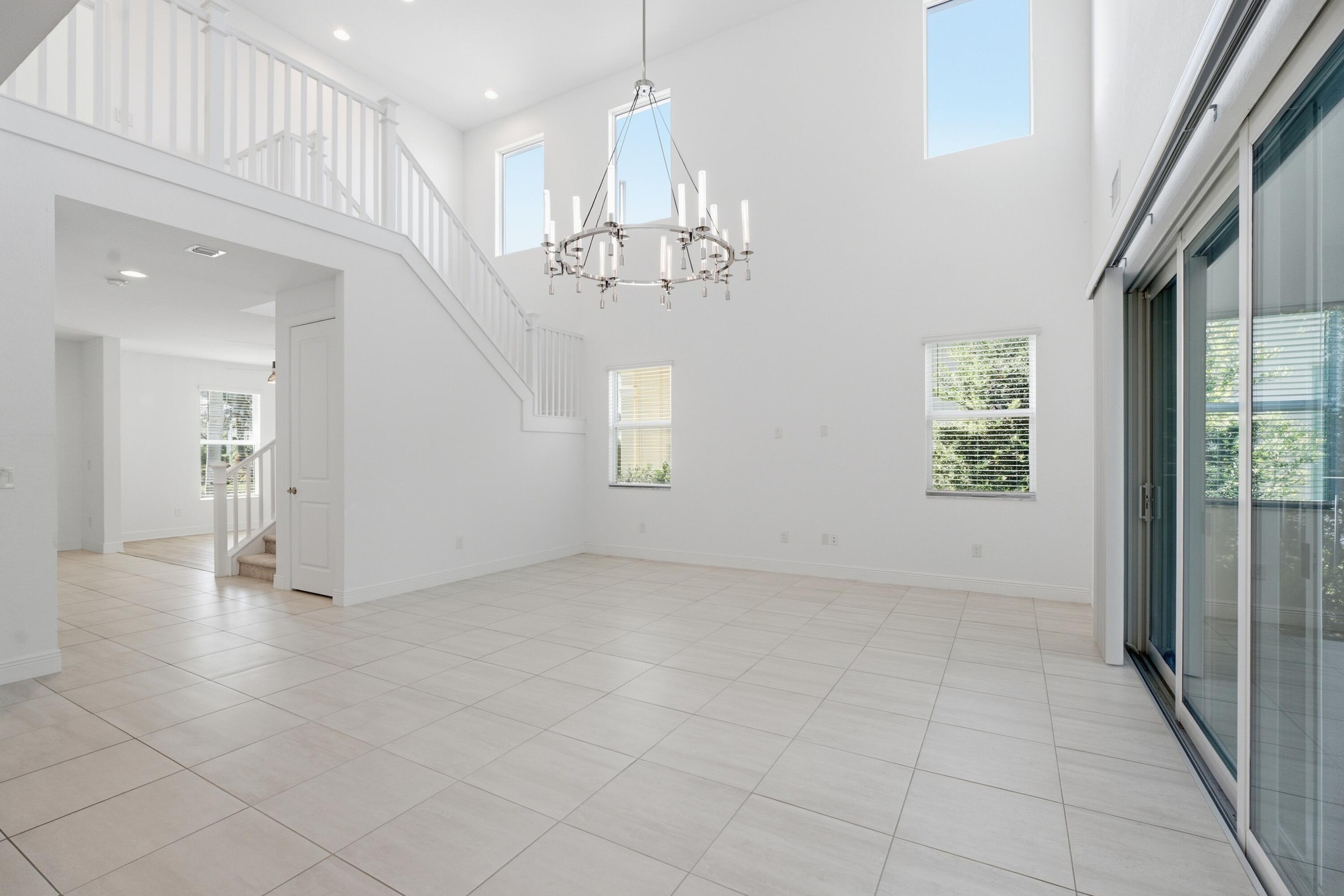 4764 SW BRIARWOOD Court