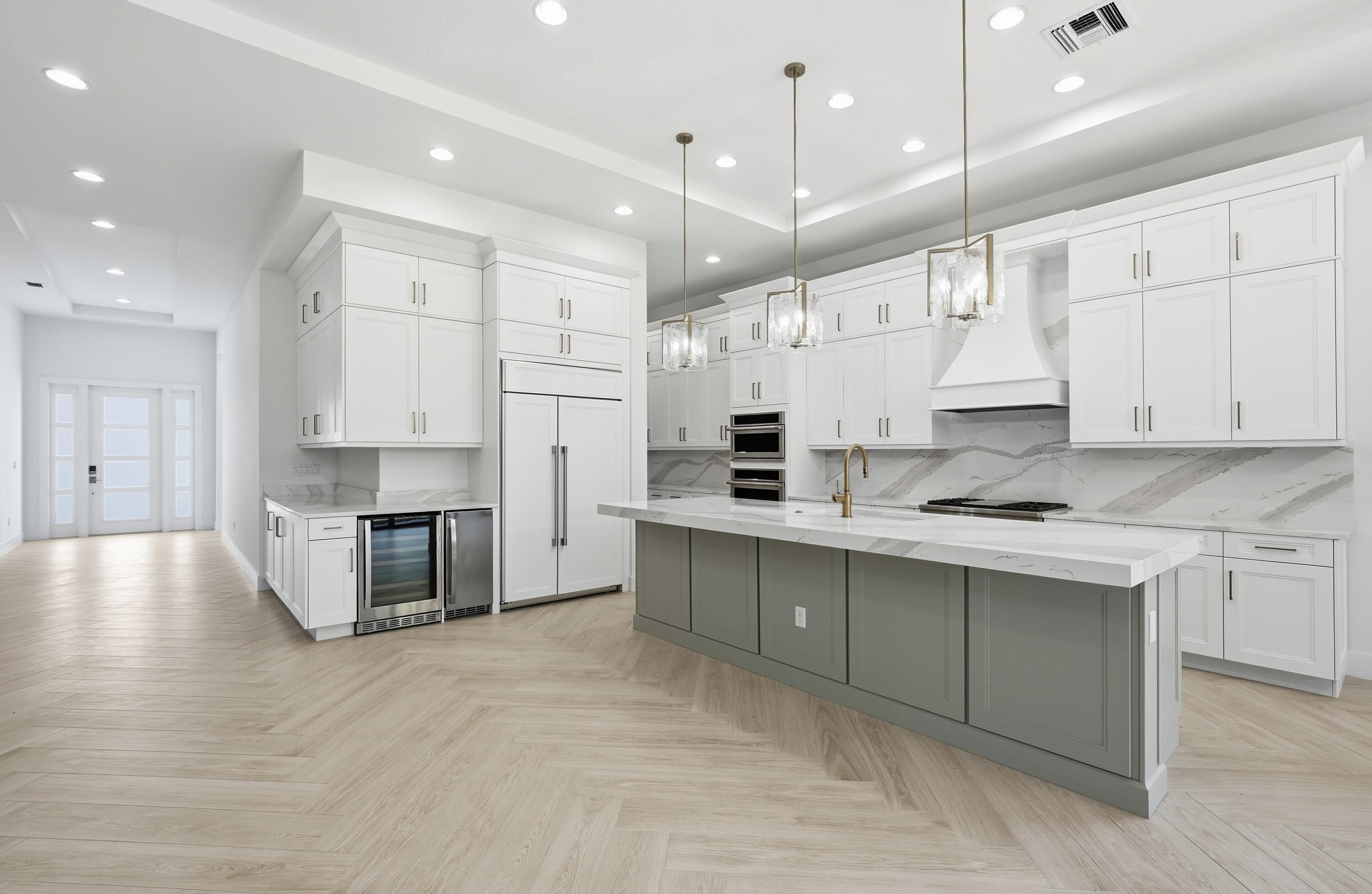 13306 ARTISAN Circle