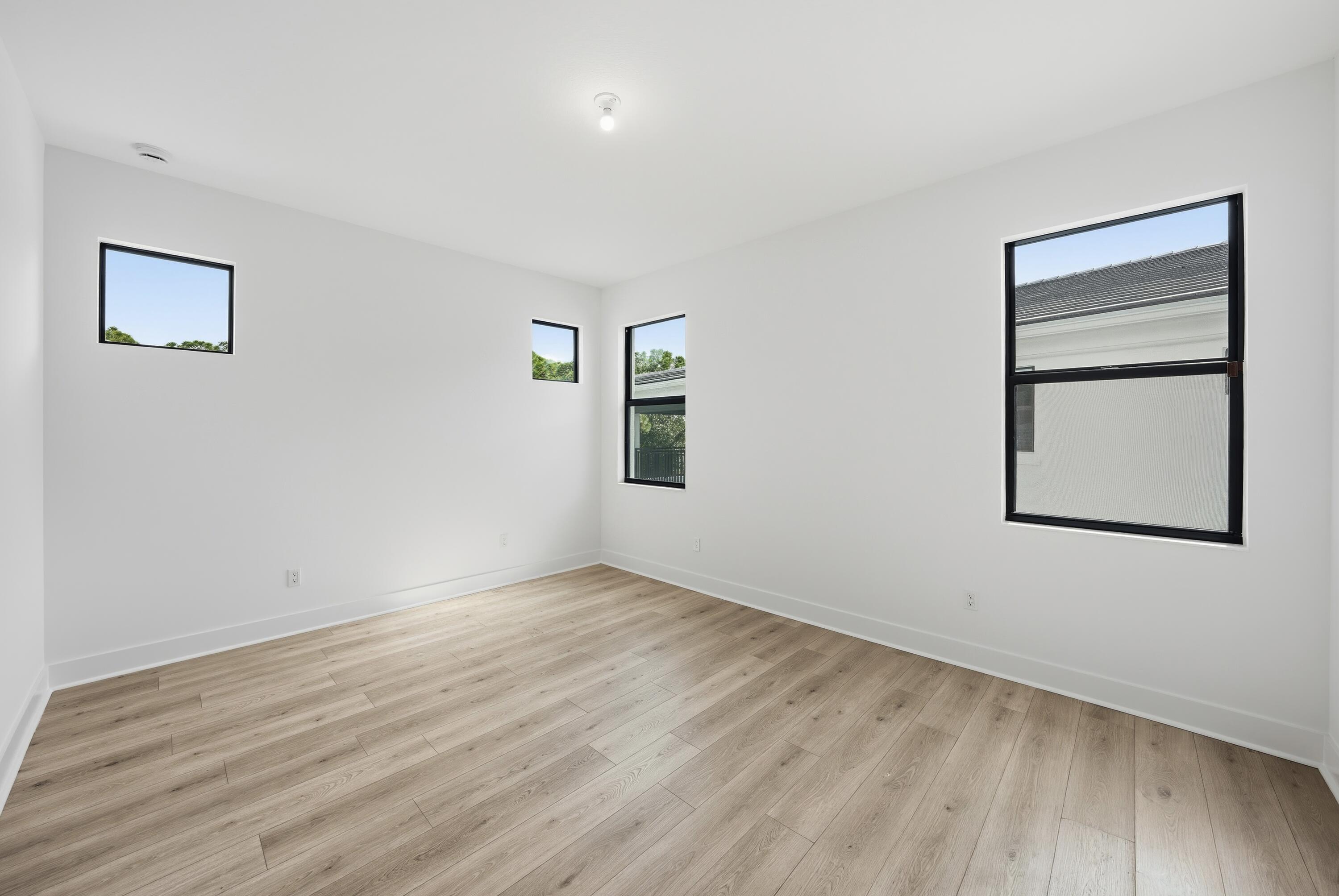 13306 ARTISAN Circle