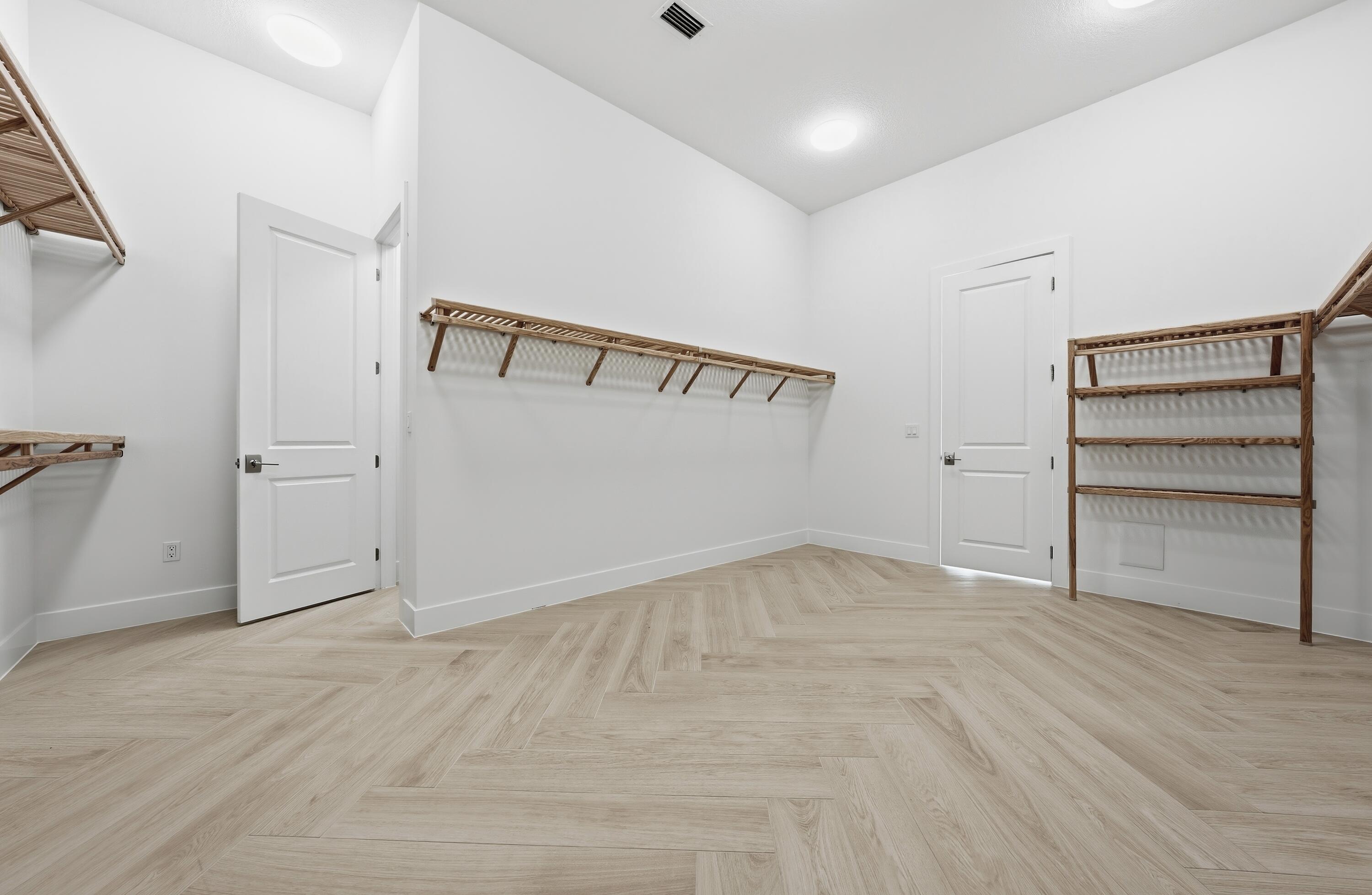 13306 ARTISAN Circle