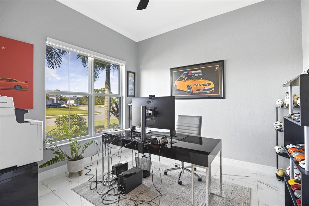 614 SW Pennfield Terrace