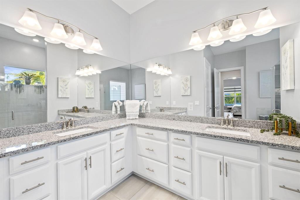 614 SW Pennfield Terrace