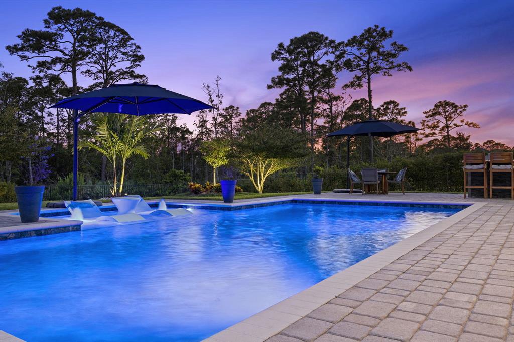 614 SW Pennfield Terrace