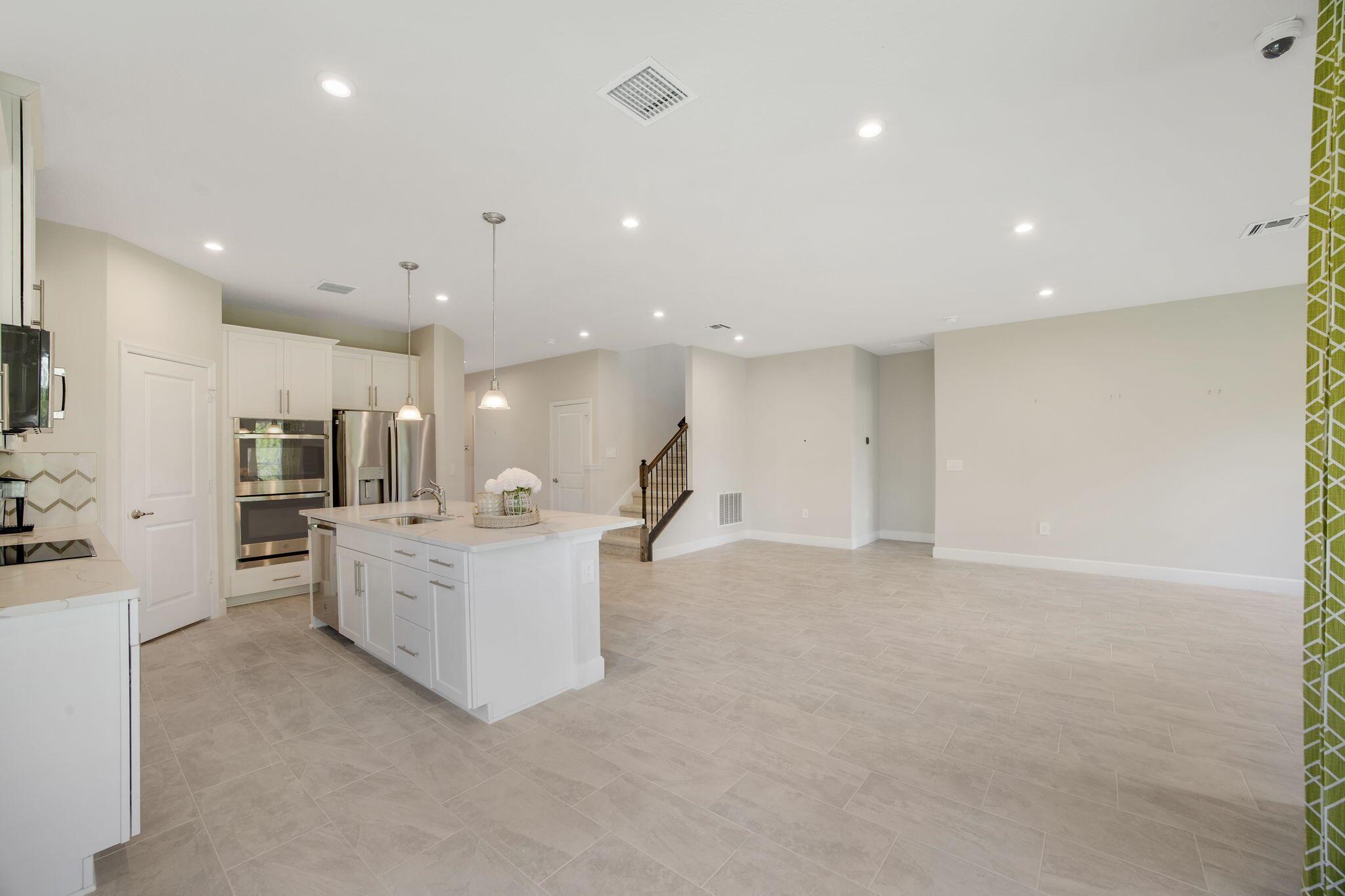 152 SW Pomeroy Street