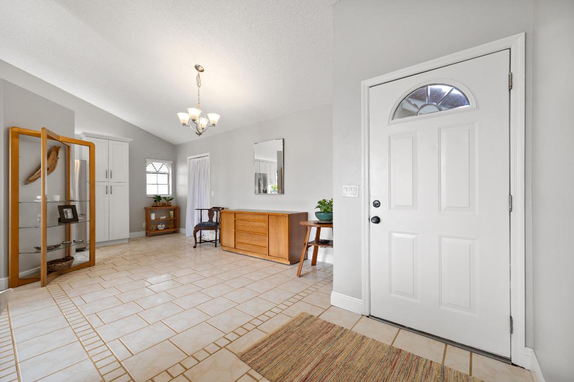 5124 Brian Boulevard